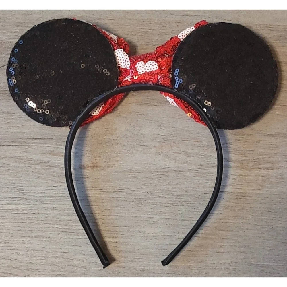 Minnie Mouse Ears - Red polka dot Bow Minnie Ears / Disney Party Ears